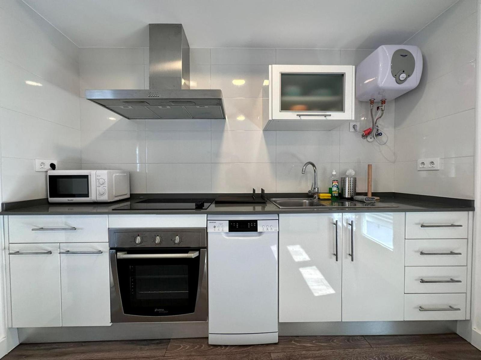 Apartamentos La Muralla Grupo Ac Gestion Cádiz Exteriör bild