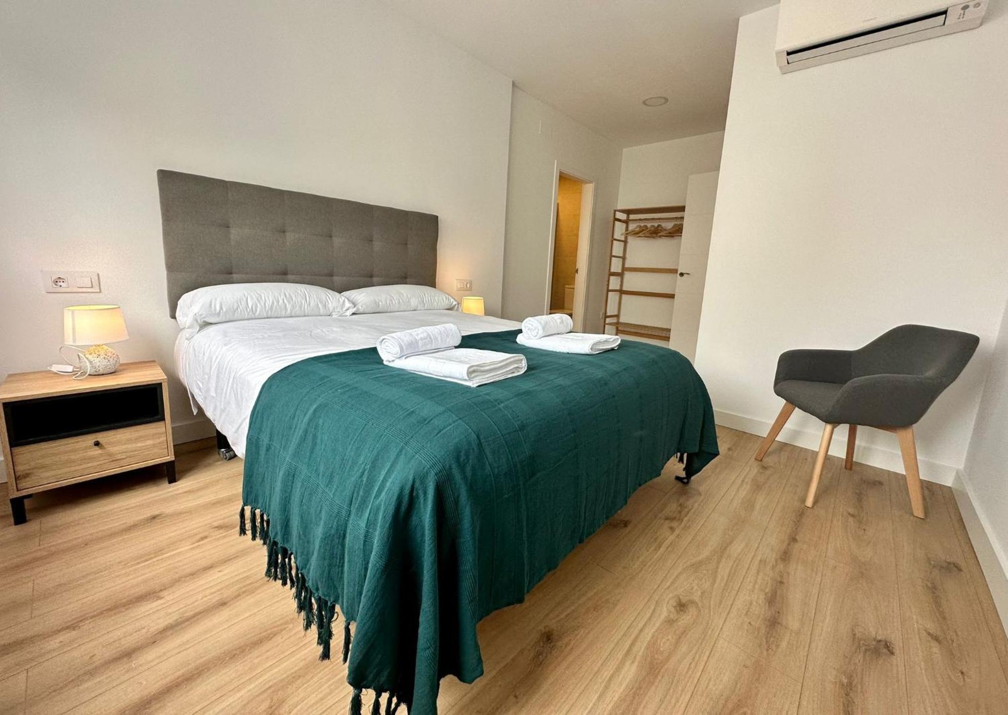 Apartamentos La Muralla Grupo Ac Gestion Cádiz Exteriör bild