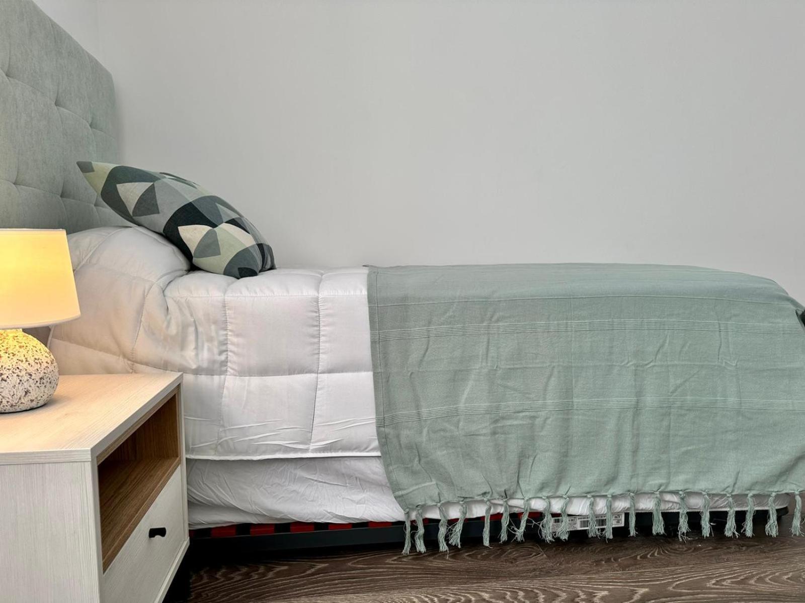 Apartamentos La Muralla Grupo Ac Gestion Cádiz Exteriör bild
